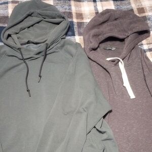 Men's Dual-Tone Hoodies